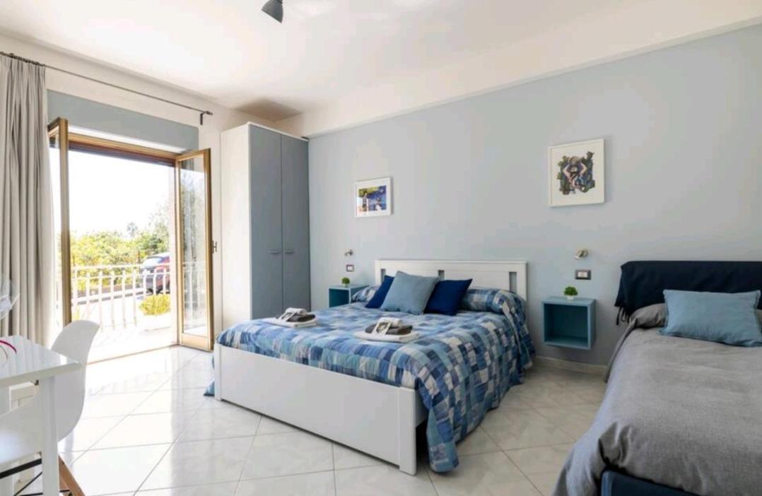 B&B Terra Di Miti Acireale Exterior photo